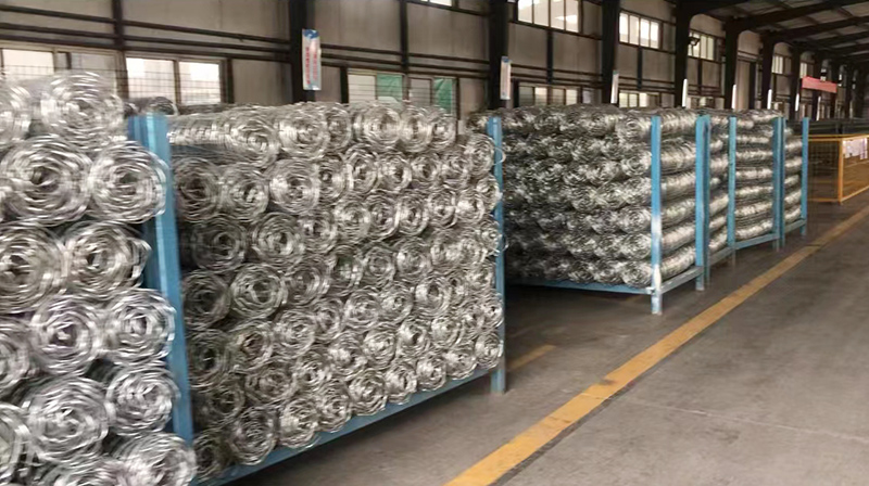 鍍鋅經(jīng)緯網(wǎng)